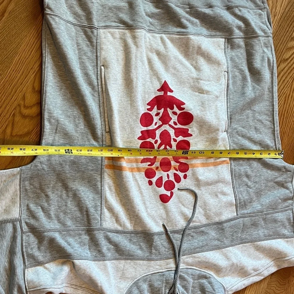 Free People Movement Triple Threat Hoodie Size Large NEW